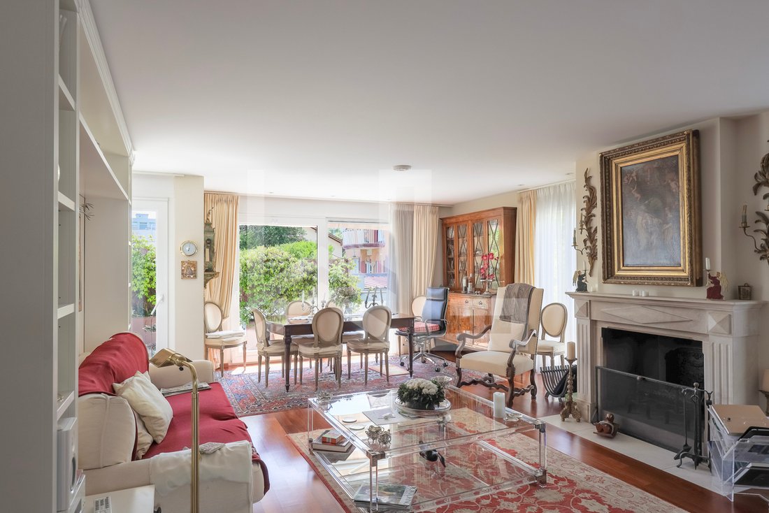 Duplex Apartment In Nyon Elegance And Light