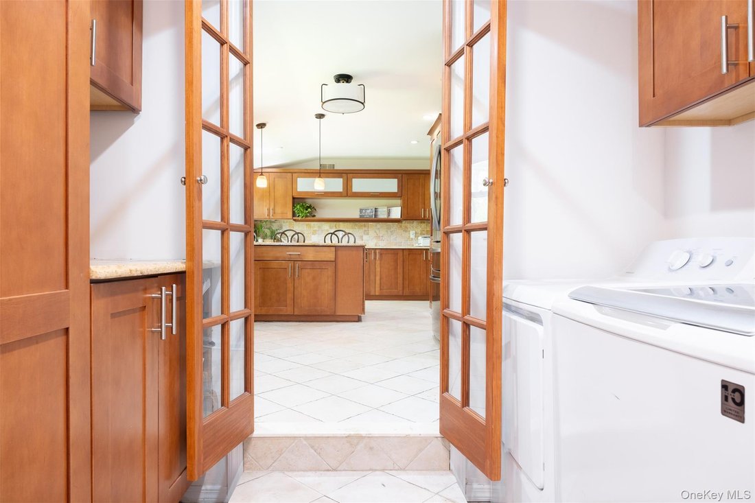 House in New Rochelle, New York, United States 5 - 18140882