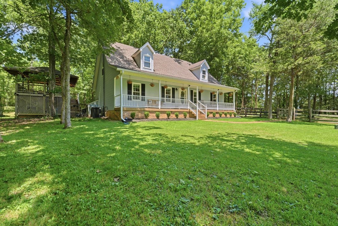 House in Chapel Hill, Tennessee, United States 1 - 18140860
