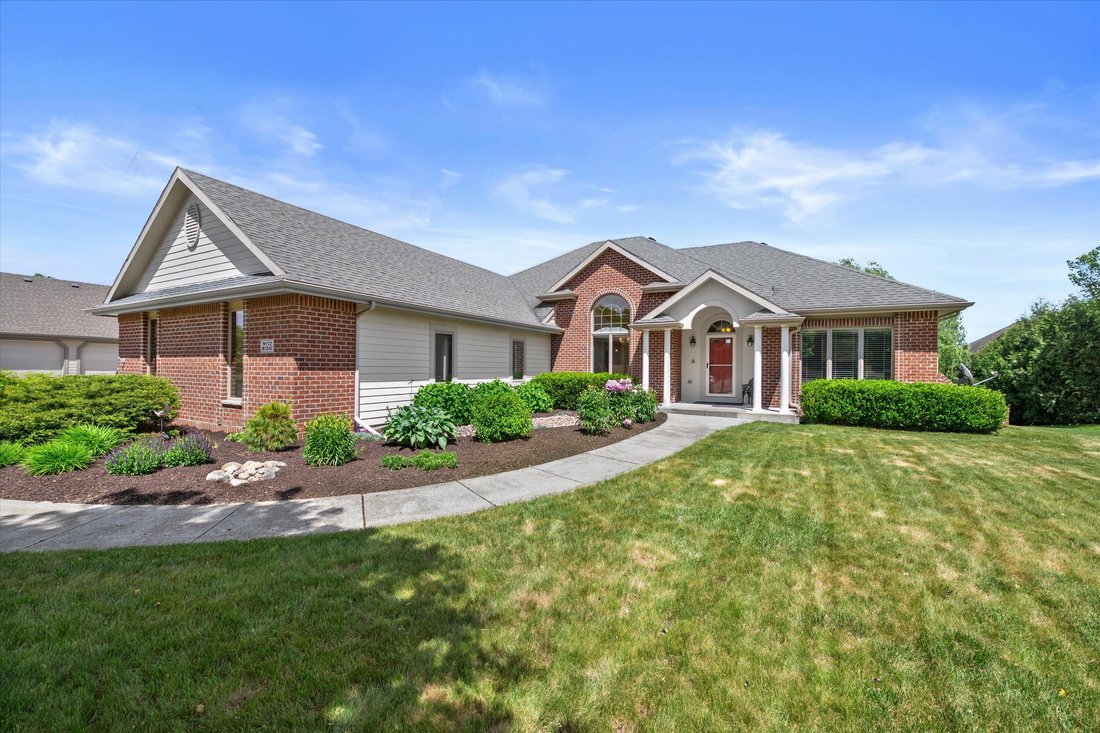 House in Menomonee Falls, Wisconsin, United States 2 - 18141735