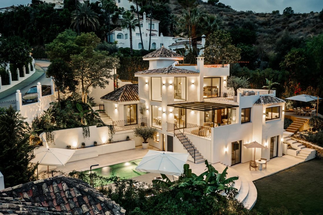 Villa in Nueva Andalucia, Marbella, Spain 1 - 18142264
