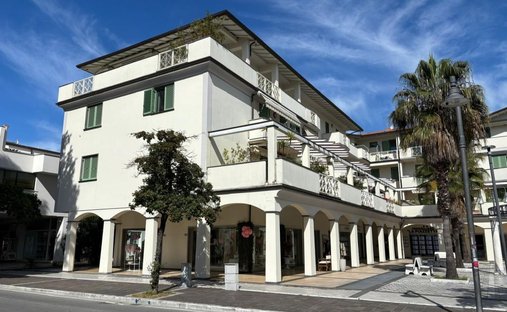 Appartamento a Marina di Massa Centro, Massa, Italia 1