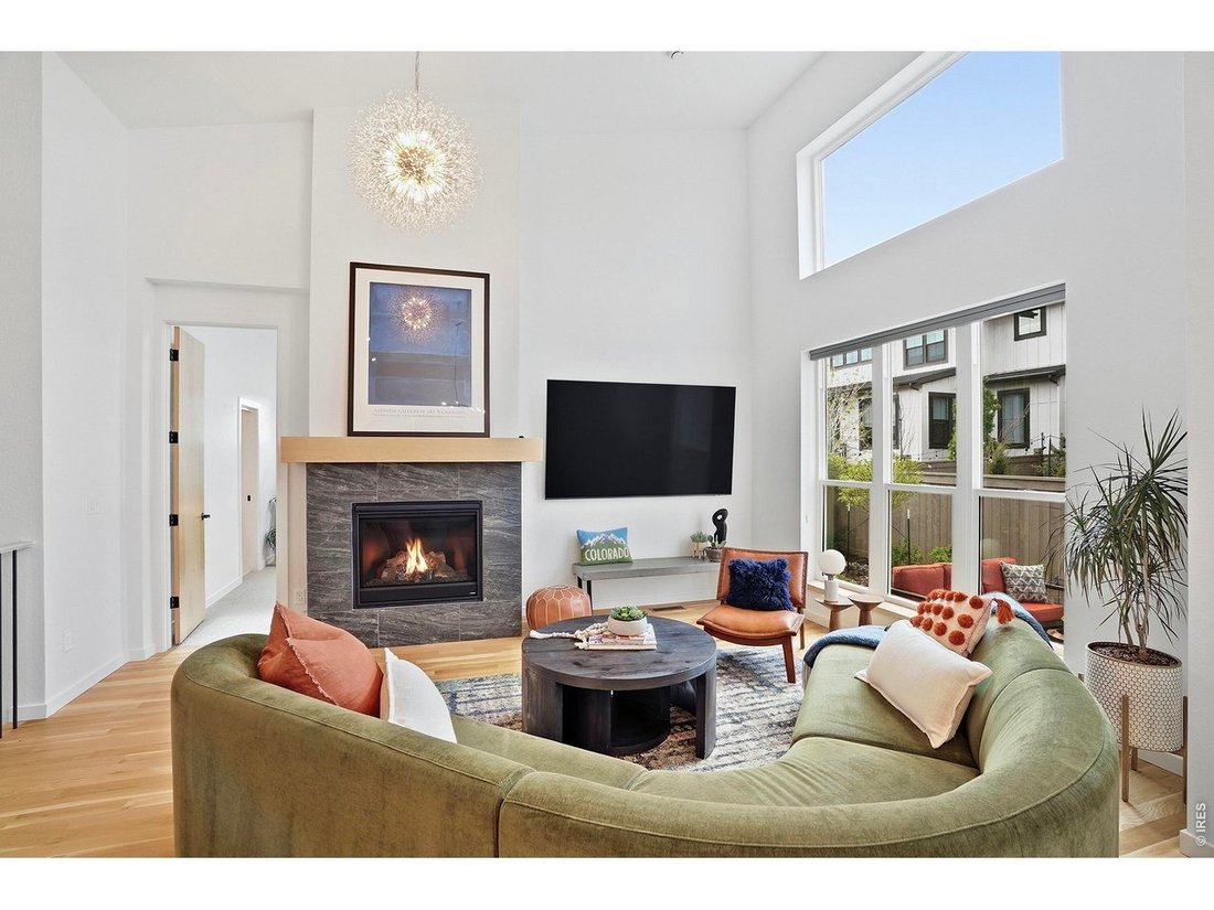 House in Longmont, Colorado, United States 2 - 18141296
