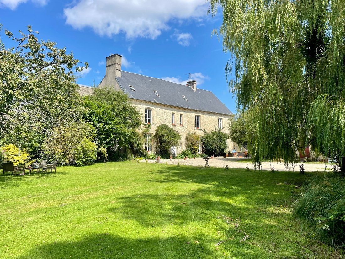 House in Bayeux, Normandy, France 2 - 18140391