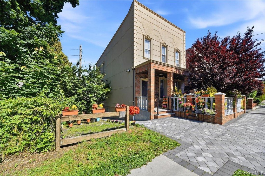 Apartment in Yonkers, New York, United States 1 - 18140869