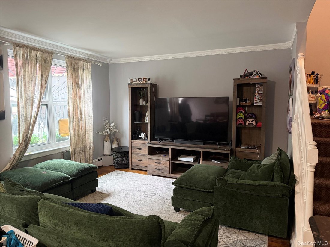 House in New York, New York, United States 3 - 18140854