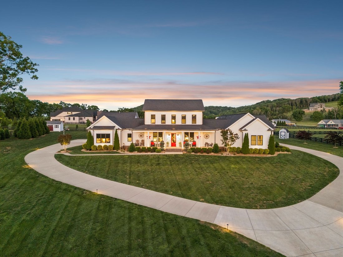 House in Eagleville, Tennessee, United States 2 - 18140872