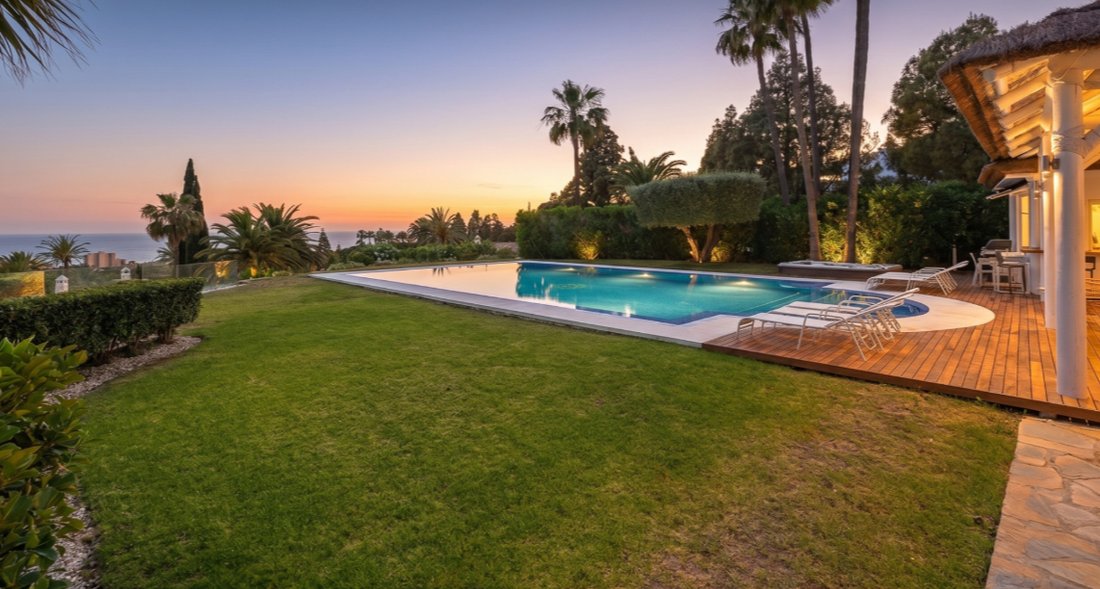 Villa in Marbella, Andalusia, Spain 5 - 18142470