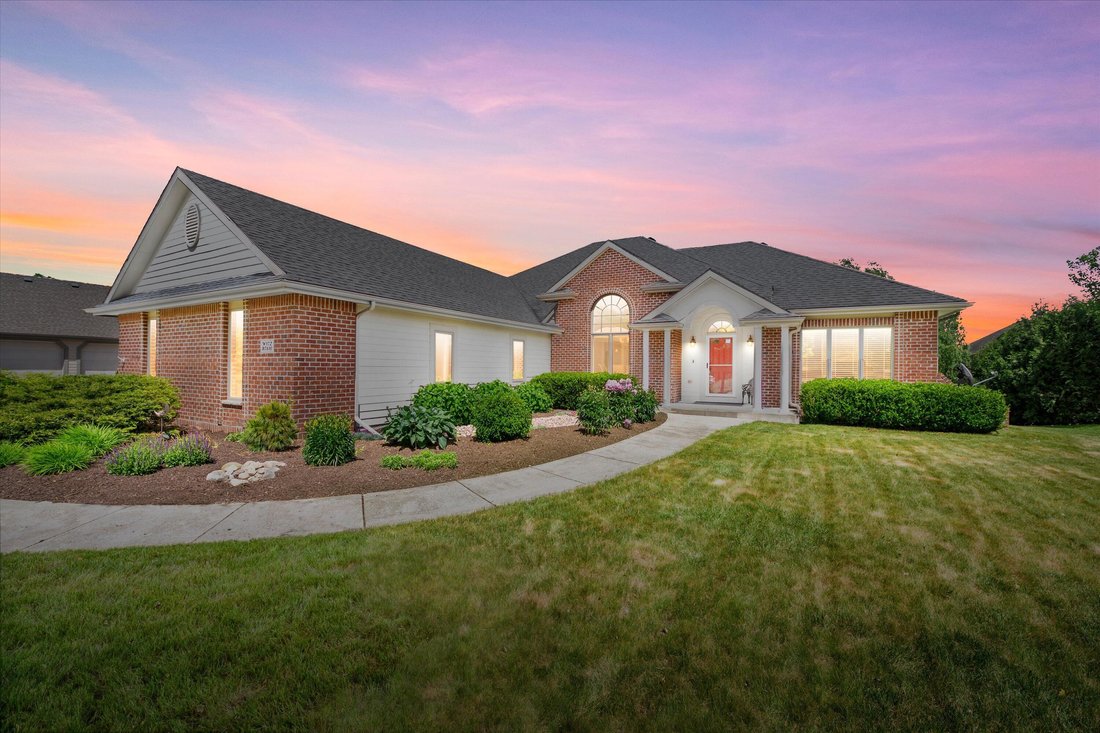 House in Menomonee Falls, Wisconsin, United States 1 - 18141735