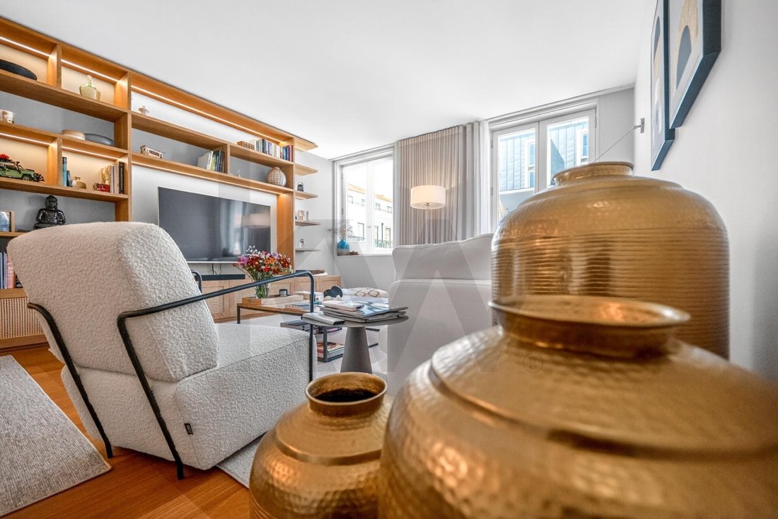 Apartment in Misericordia, Lisbon, Portugal 1 - 18116328