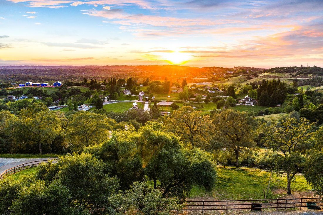 House in Newcastle, California, United States 1 - 18141805