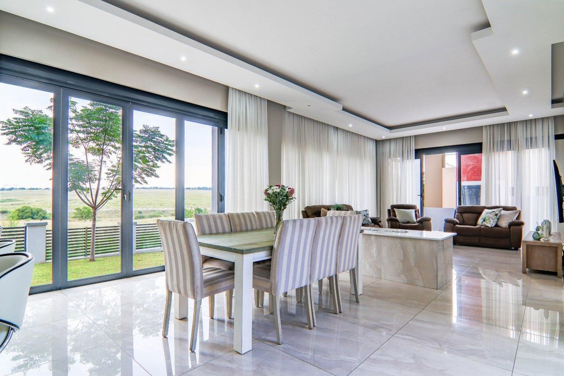 House in Centurion, Gauteng, South Africa 3 - 18141838