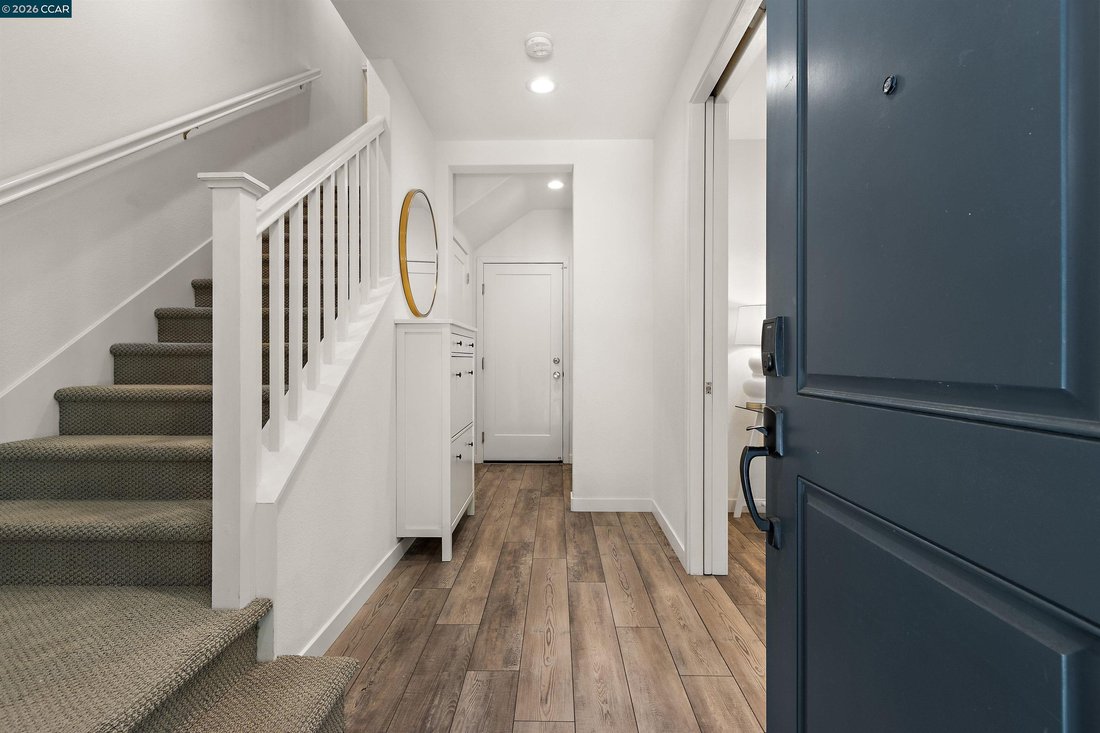 Townhouse in Pleasant Hill, California, United States 4 - 18140748