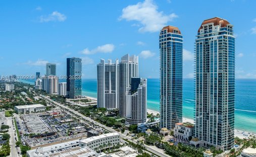 Condo in Golden Beach, Florida, United States 1