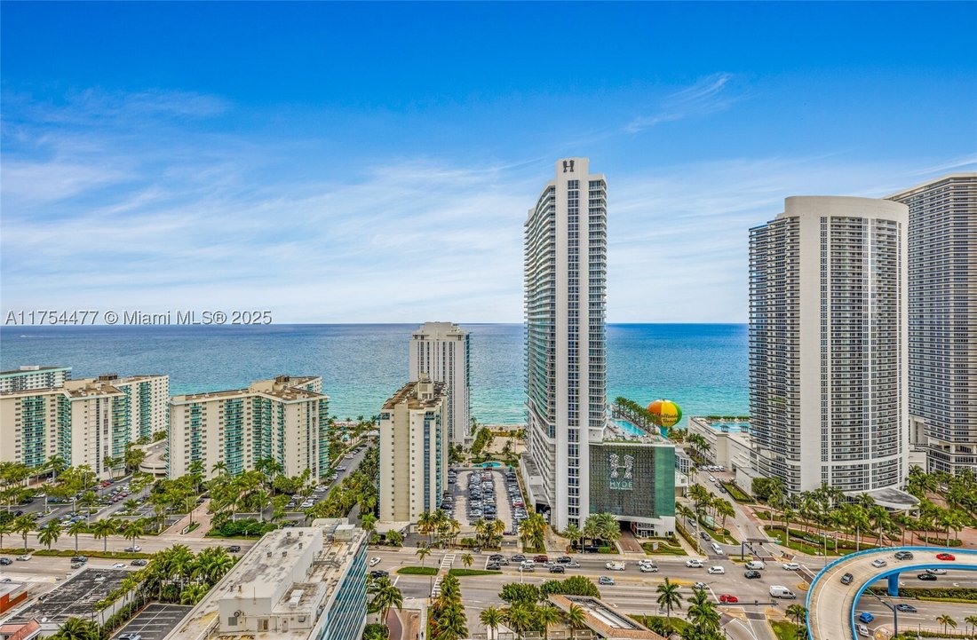Hollywood, Florida, United States 3 - 17205314