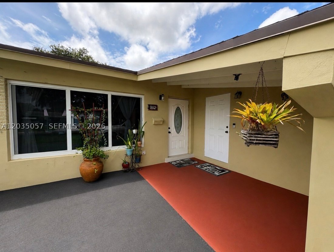 House in Hollywood, Florida, United States 2 - 18142404