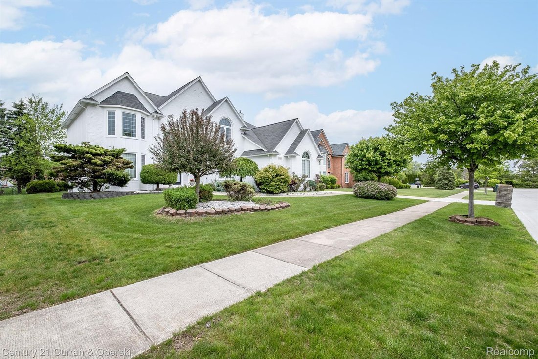 House in Sterling Heights, Michigan, United States 3 - 18142735
