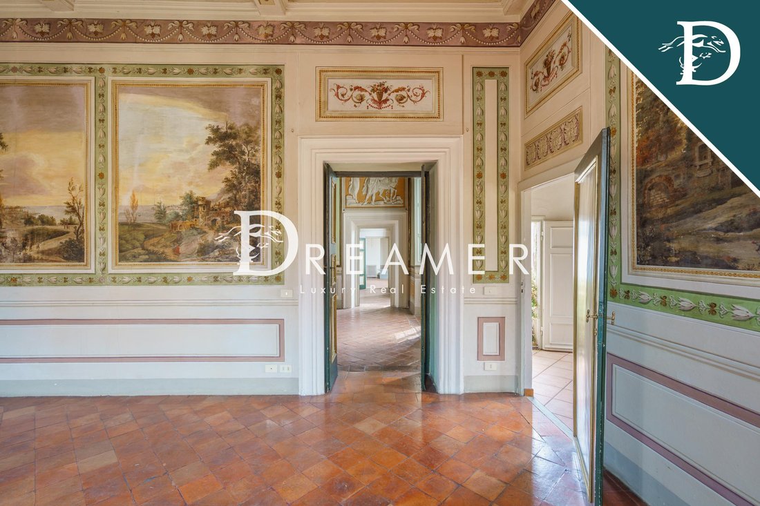Apartment in Historic Center, Lucca, Tuscany 1 - 18142812