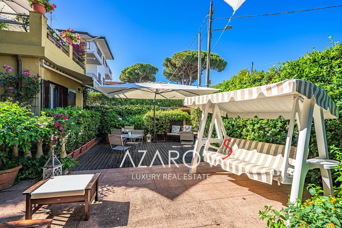 Villa in Lido di Camaiore, Camaiore, Tuscany 2 - 18142939