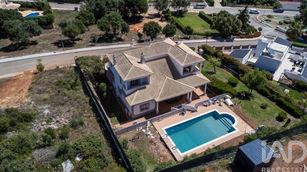Townhouse in Olhos de Agua, Algarve, Portugal 4 - 18143342
