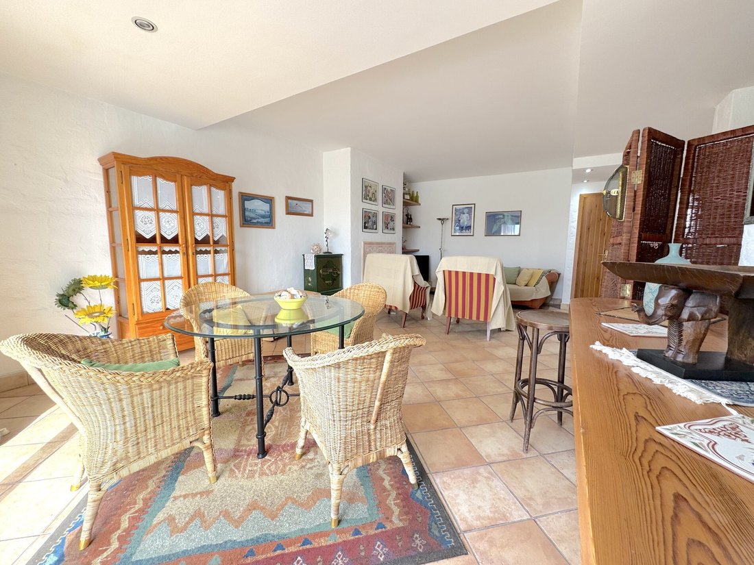 Apartment in Puerto Banus, Marbella, Spain 2 - 18142878