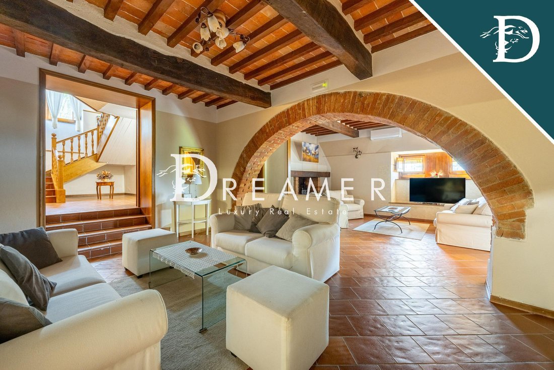 Farm Ranch in Civitella In Val di Chiana, Tuscany, Italy 4 - 17955998