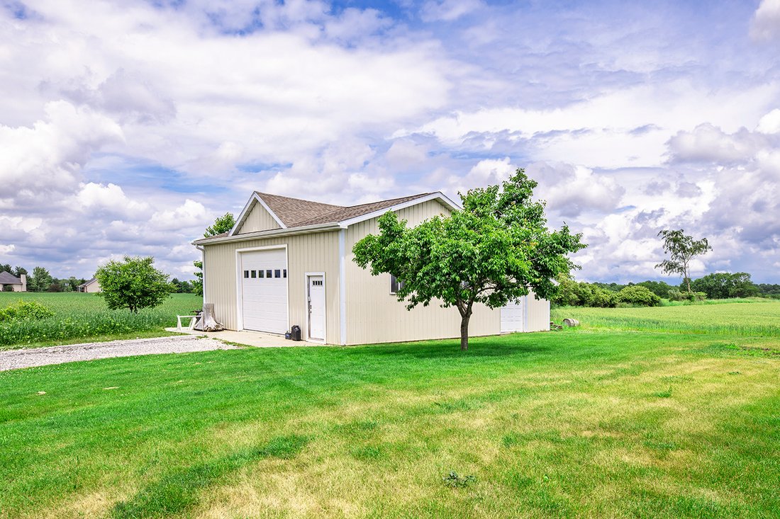 House in DeWitt, Michigan, United States 3 - 18143083