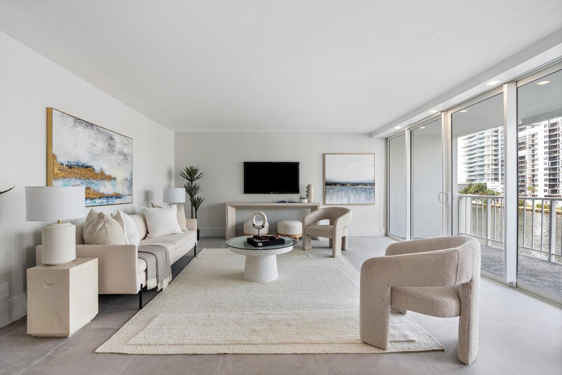 Condo in Fort Lauderdale, Florida, United States 2 - 18143273