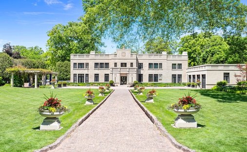 House in Winnetka, Illinois, United States 1