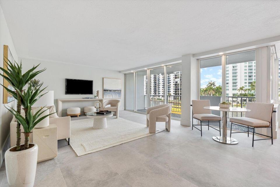 Condo in Fort Lauderdale, Florida, United States 1 - 18143273