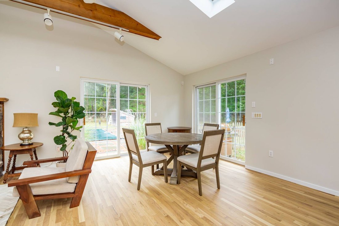 House in Springs, New York, United States 3 - 18143031