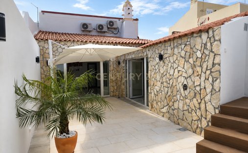 Villa in Alcantarilha, Algarve, Portugal 1