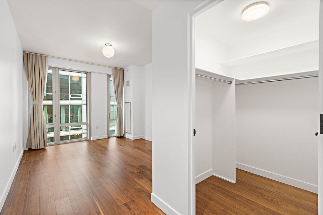 Condo in Hoboken, New Jersey, United States 3 - 18143093
