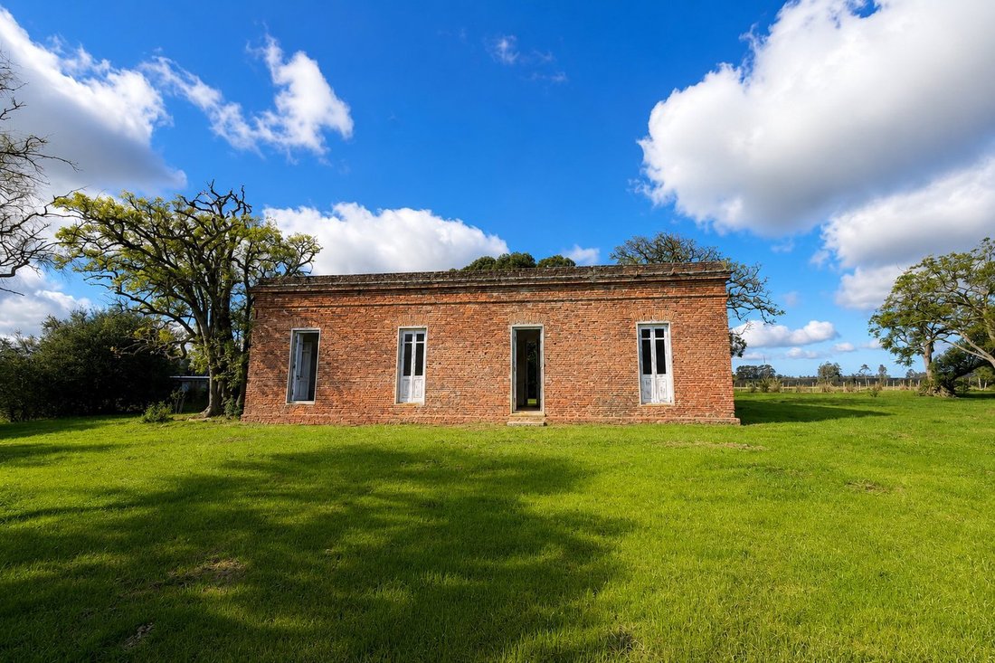 Farm Ranch in San Carlos, Maldonado Department, Uruguay 3 - 18143097