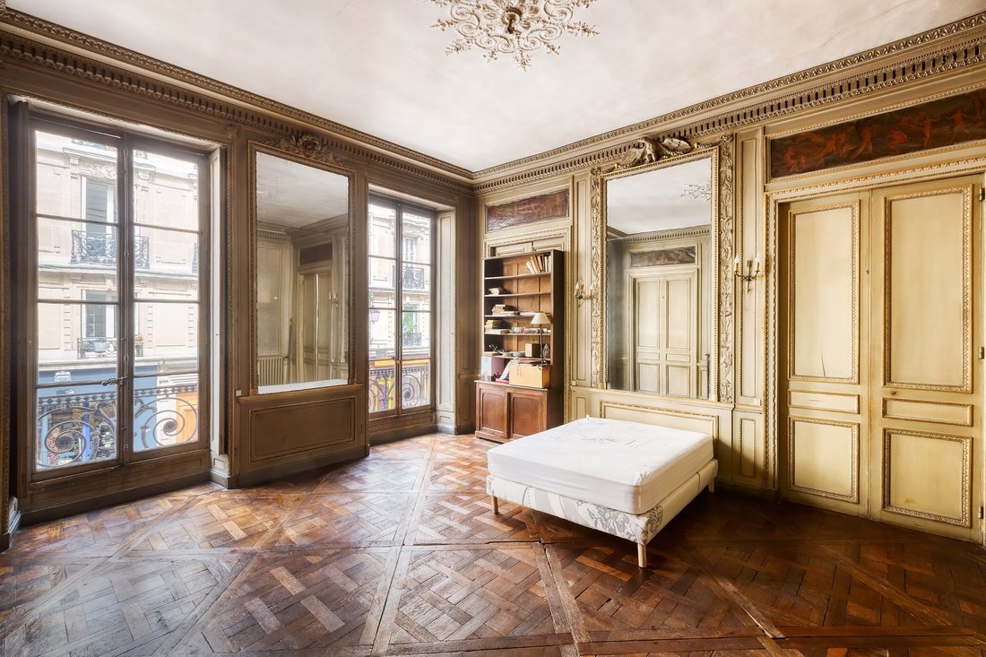 Apartment in Saint Germain des Prés, Paris 6e Arrondissement, Paris 1 - 18143351