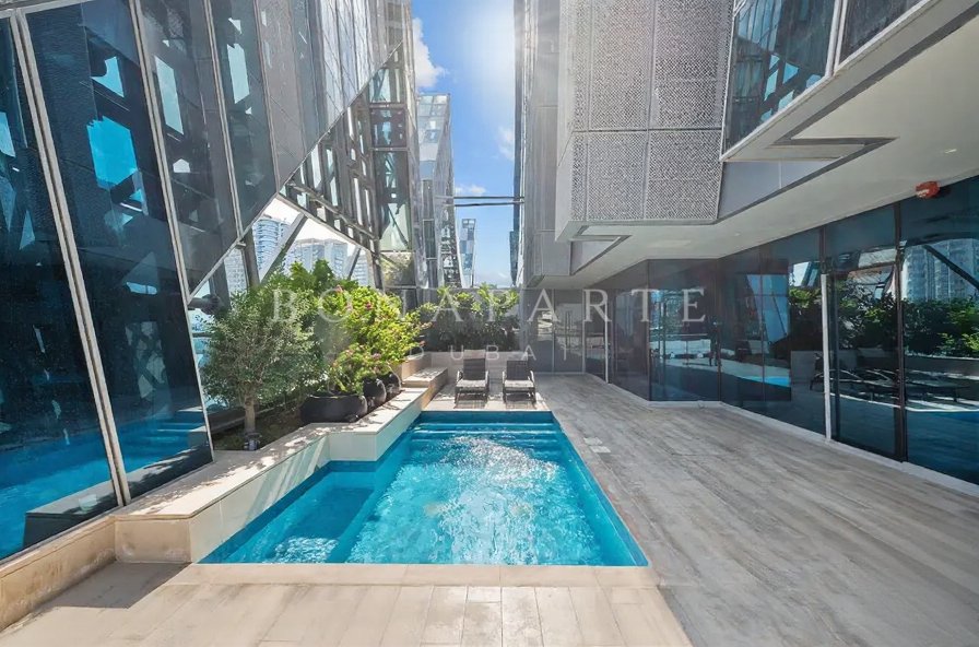Apartment in Business Bay, Dubai, United Arab Emirates 2 - 16681828