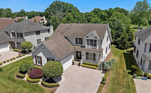House in Manalapan Township, New Jersey, United States 1