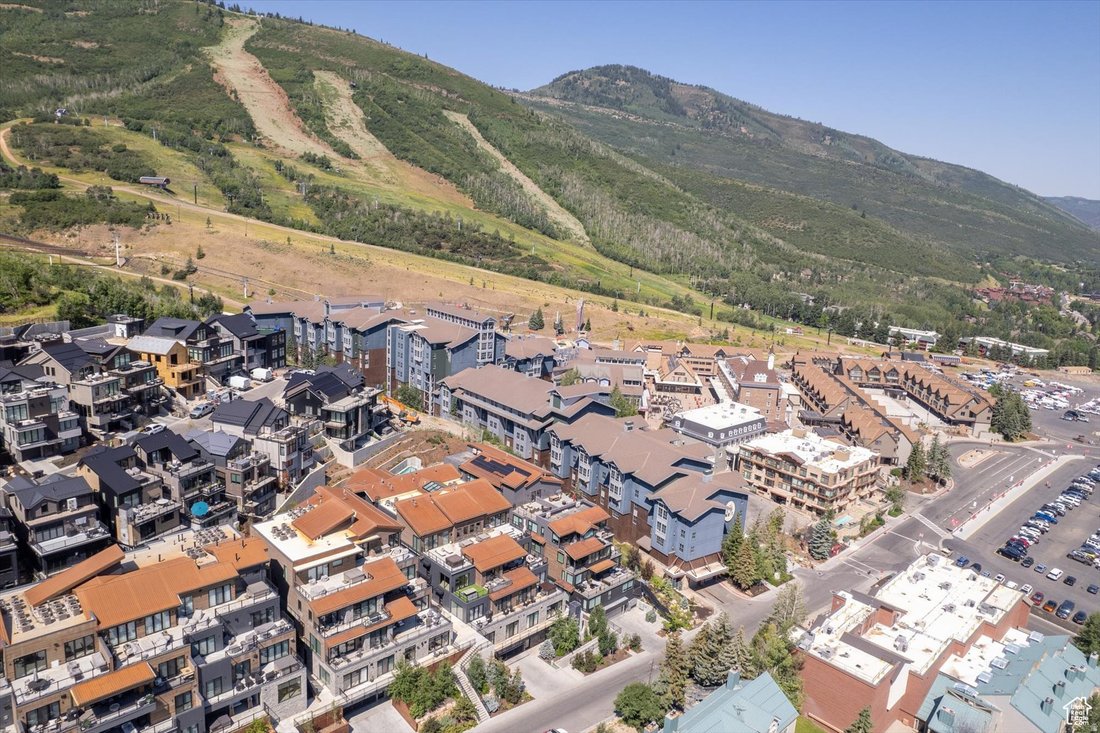 Condo in Park City, Utah, United States 4 - 18144217