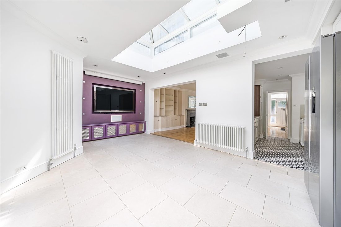 House in Coombe, Royal Borough of Kingston upon Thames, England 4 - 18144502