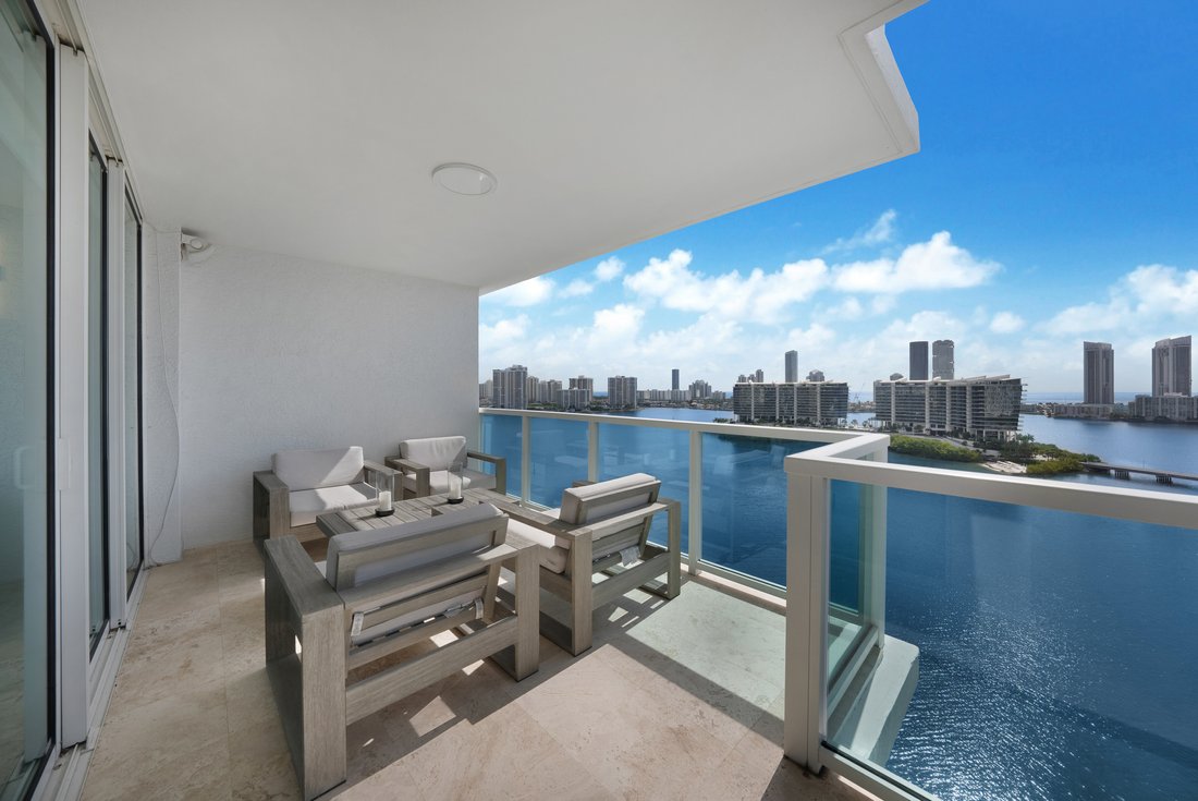 Condo in Golden Beach, Florida, United States 3 - 18143965