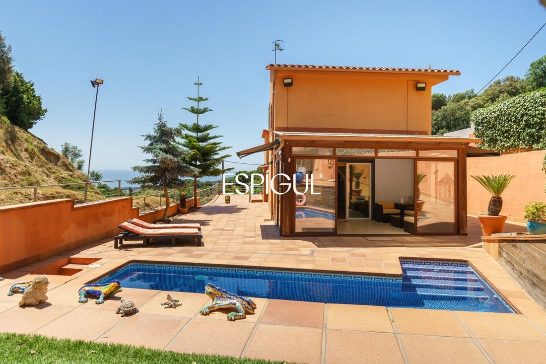 Villa in Teia, Catalonia, Spain 3 - 18144621