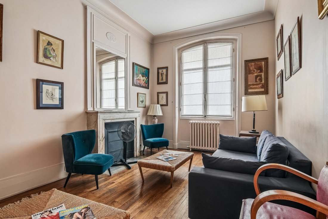Apartment in Invalides, Paris 7e Arrondissement, Paris 1 - 18143349