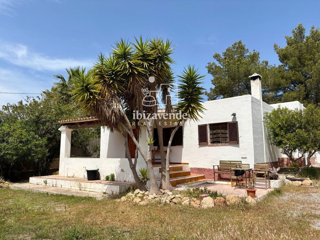 Villa in Sant Jordi de ses Salines, Sant Josep de sa Talaia, Balearic Islands 1 - 18144655