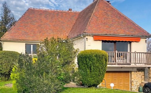 House in Saint-Martin-aux-Chartrains, Normandy, France 1