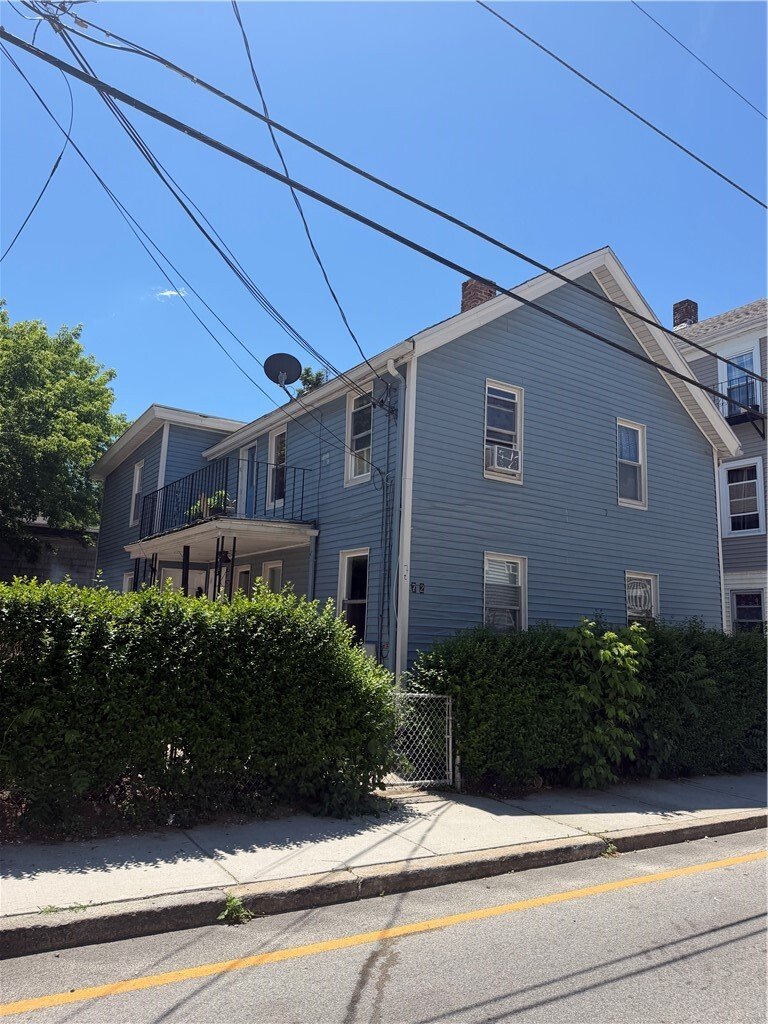 Central Falls, Rhode Island, United States 1 - 18144437