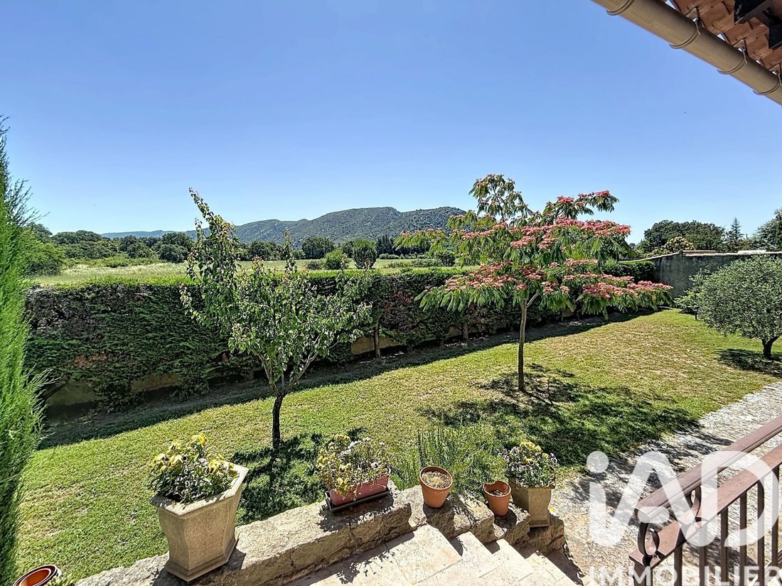 House in Robion, Provence-Alpes-Côte d'Azur, France 3 - 17482719