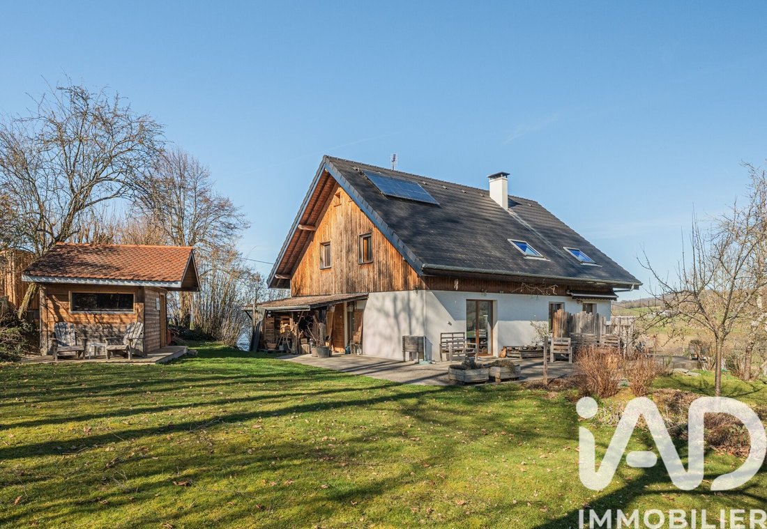 House in Saint-Ours, Auvergne-Rhône-Alpes, France 1 - 17318266