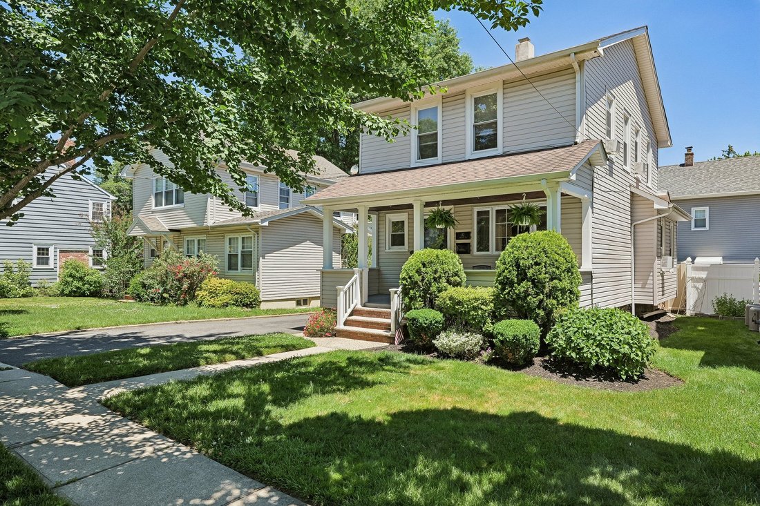 Nutley, New Jersey, United States 2 - 18144070