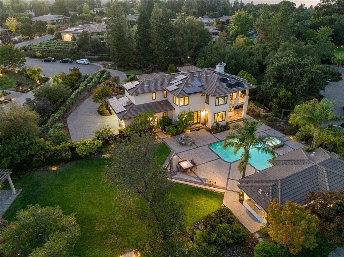House in Saratoga, California, United States 3 - 18144570