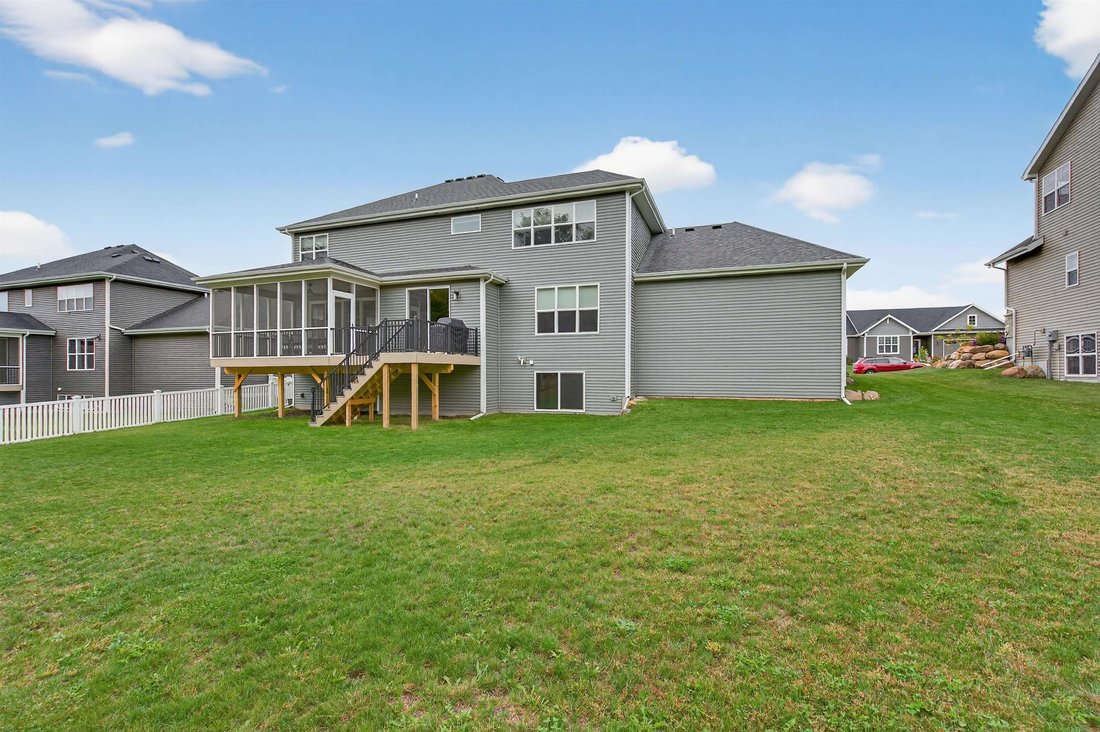 House in Sun Prairie, Wisconsin, United States 3 - 18144319